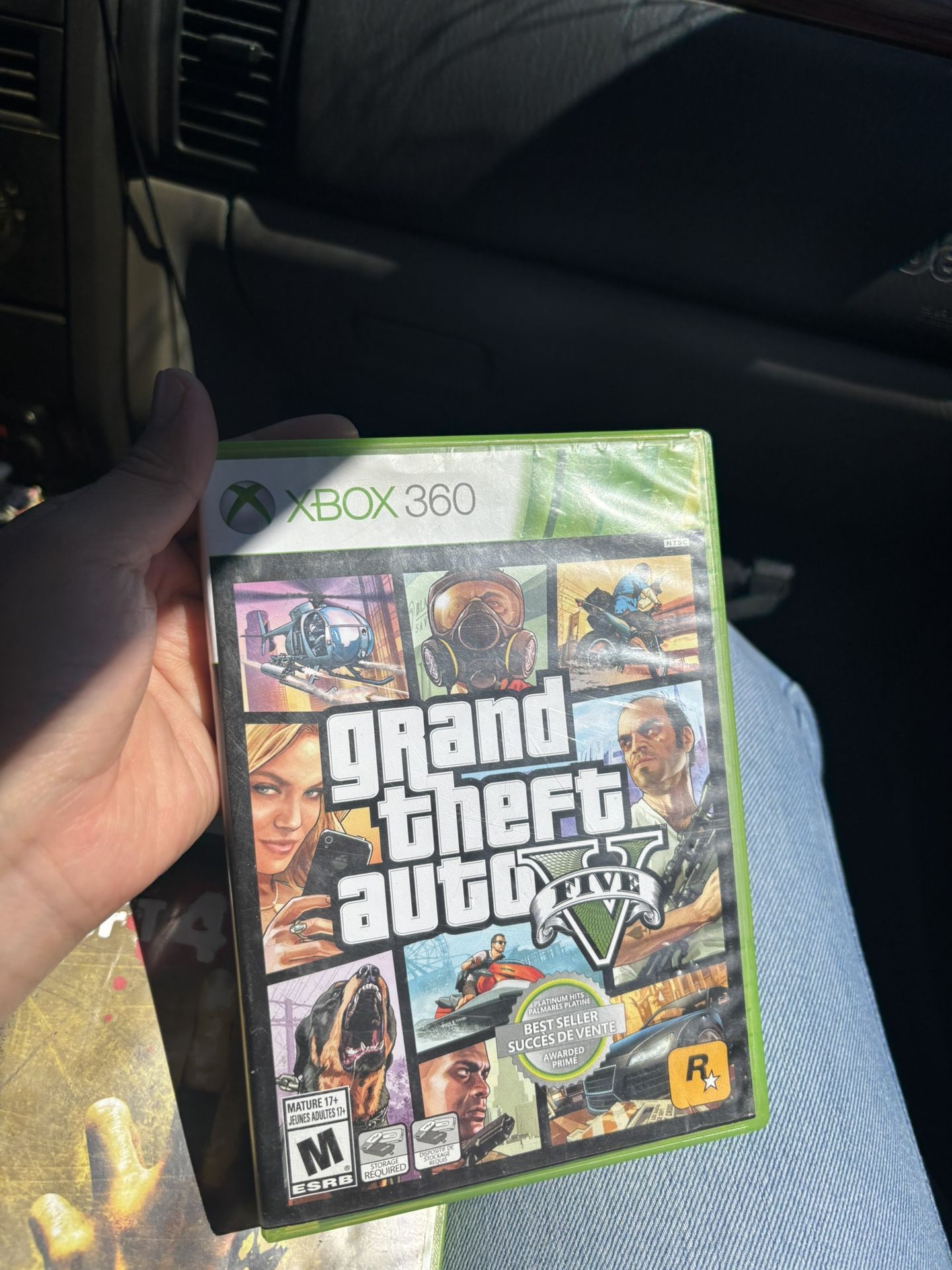 XBOX 360 Grand Theft Auto V