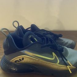 Mens Gold Nike 