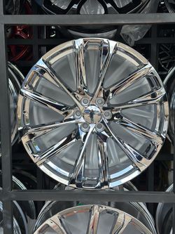 Chrome Multi-Spoke Alloy Wheel Rim