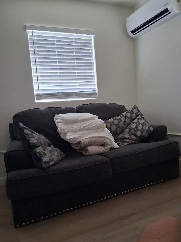 Full Size Couch With love Seat And Pillows