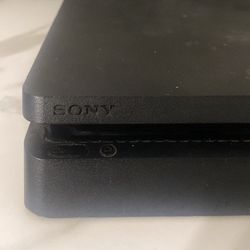 PS4 Slim