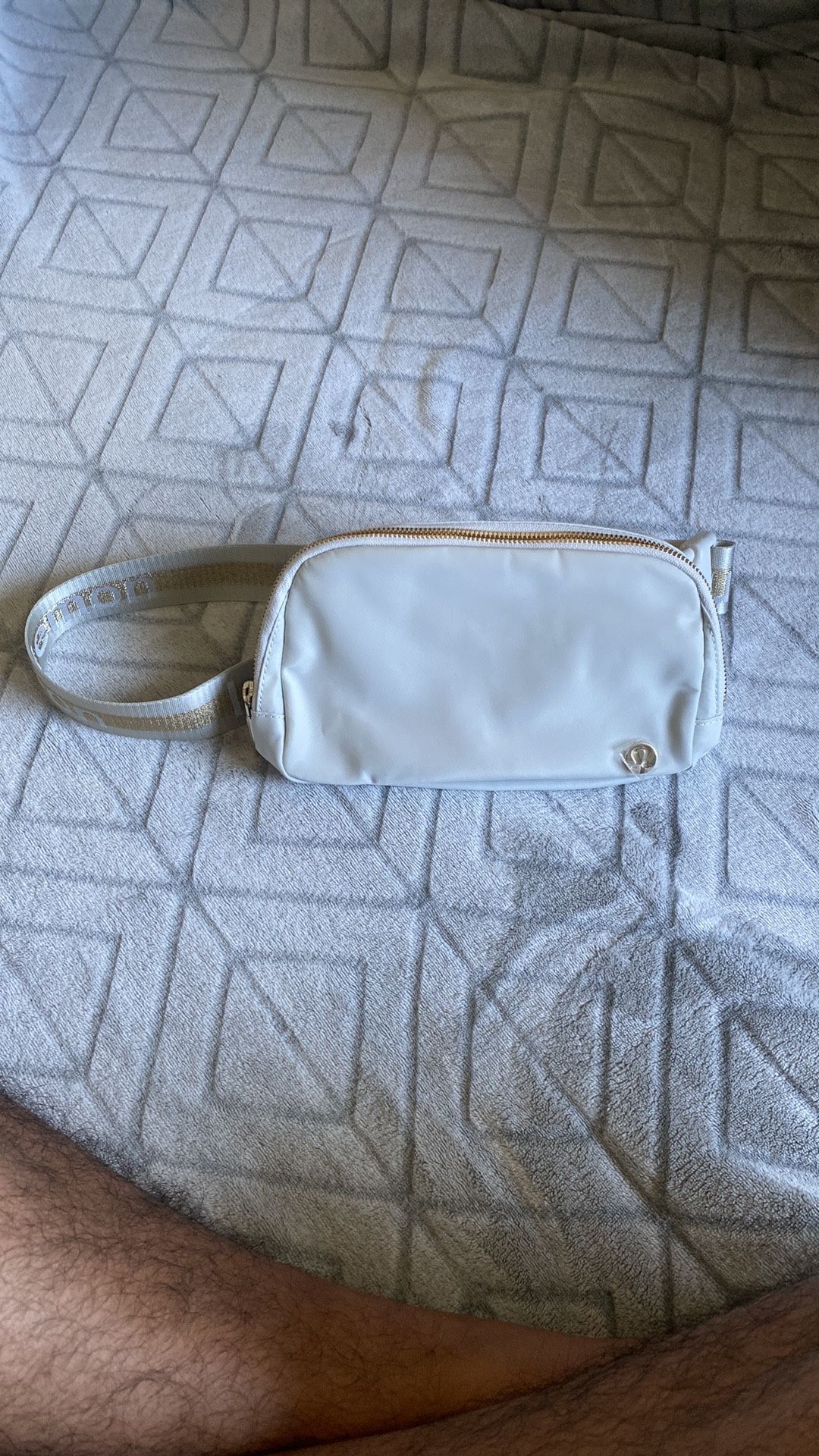 Lululemon Everywhere Belt Bag