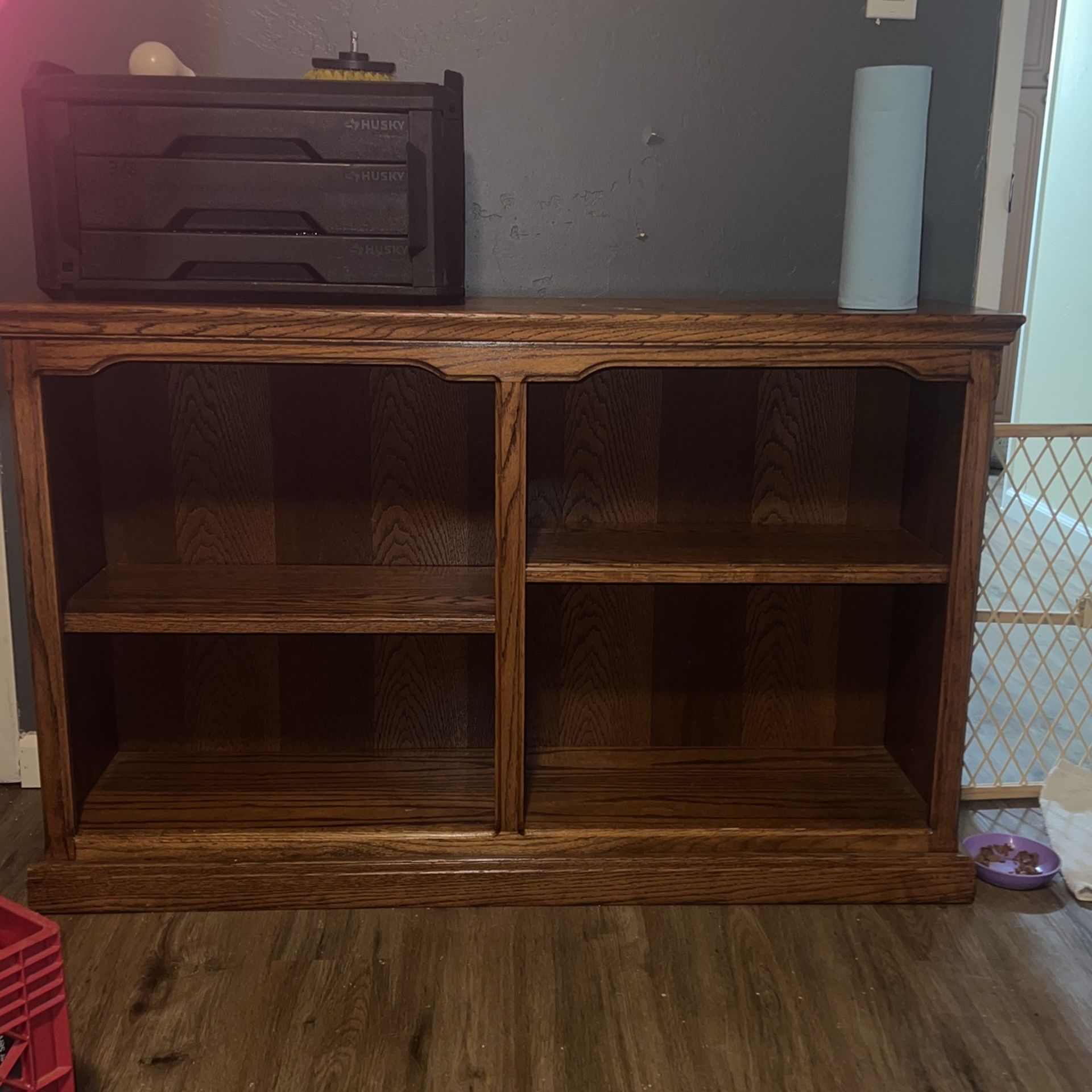 tv stand/ entertainment center