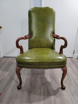 Fun Vintage Antique Green Chair