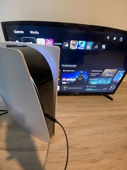 Ps5 +Headset and Controller