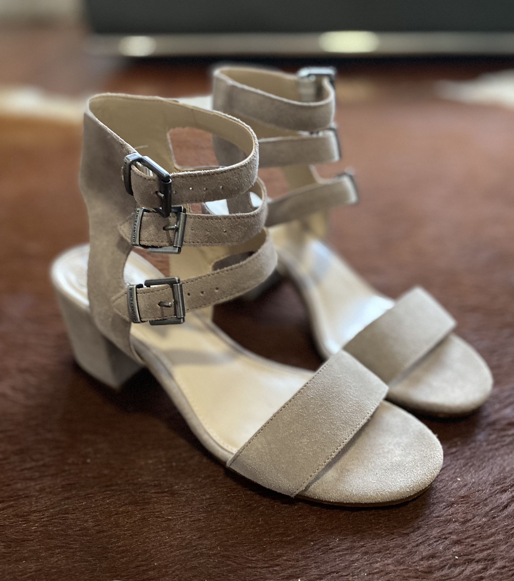 Vince Camuto Women's Suede Leather Block Heel Sandals Taupe Size
