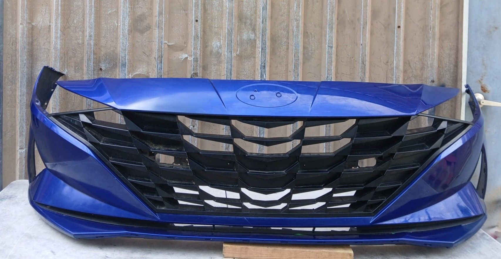 2021-2023 Hyundai Elantra Front Bumper OEM 