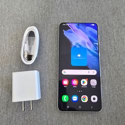 Samsung s21+ Plus 5G - UNLOCKED - Like New (Silver)