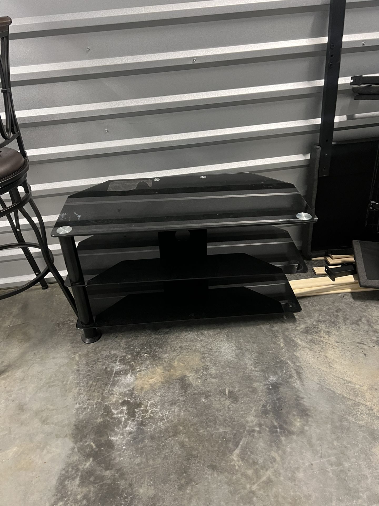 Tv stand