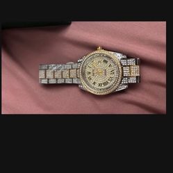 Iced Out Vvs Moissanite Roly