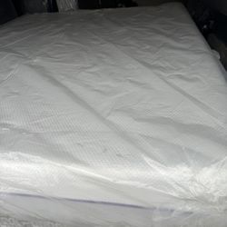Queen Size Bed Mattress The Purple Mattress Serta Sealy Beautyrest Black Hybrid Saatva Avocado Nectar Ultra Dreamcloud Casper Snow Max Helix Stearns 