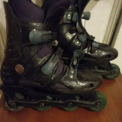 Razor Skate board Size 8