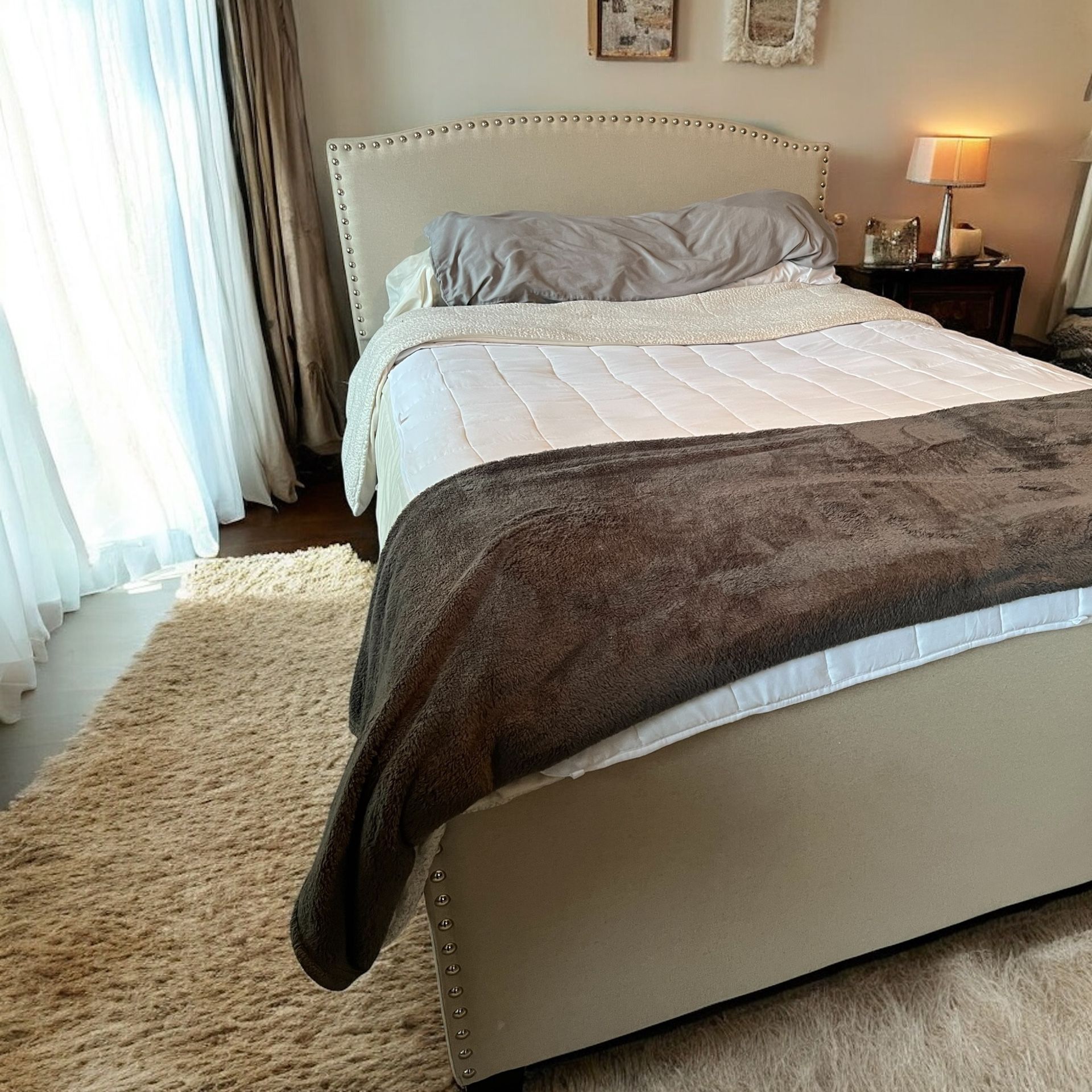 Queen Size Bed