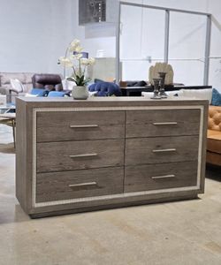 Hooker Furniture Serenity Dresser, New!