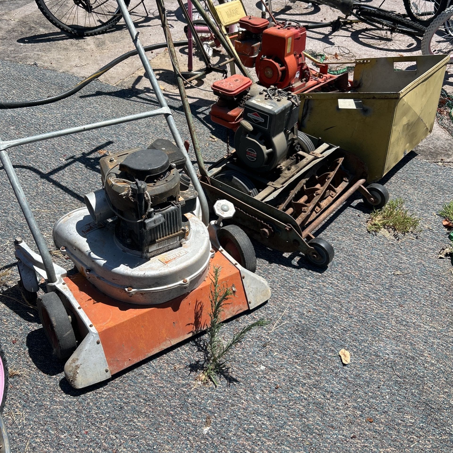 Lawn Mower 