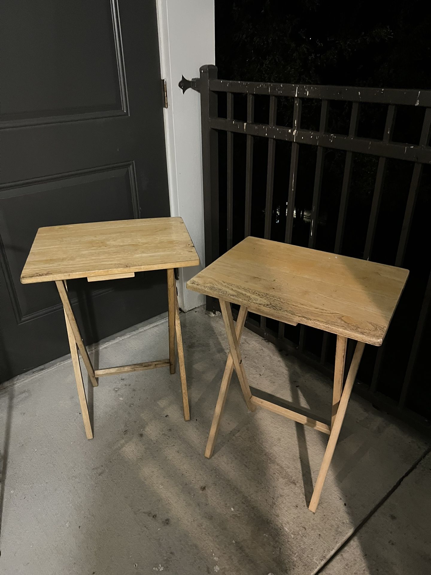Set of 2 Folding Wooden TV Trays / Snack Tables