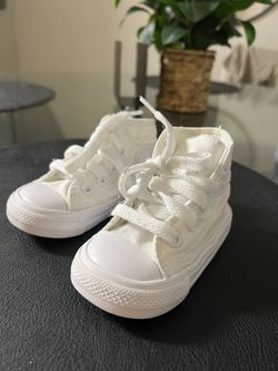 Baby Converse All White Size 4 Baby