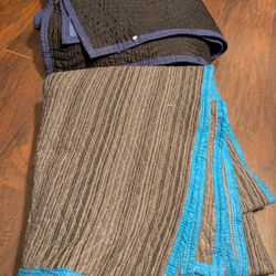 2 Moving/Storage Blankets