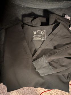 Figs Women's Medium Scrub Set