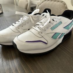 Reebok #11 Us 