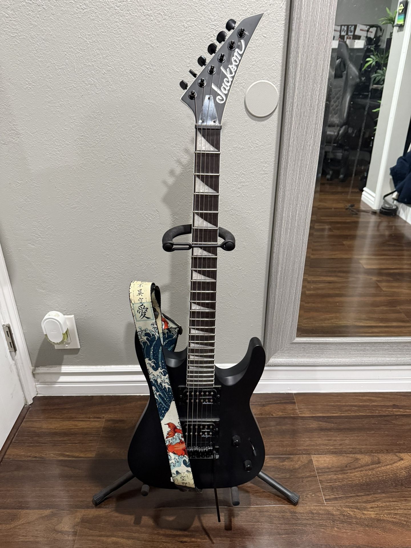 Jackson Dinky guitar + Amp And Accessories