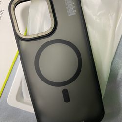 iPhone 15 Pro ultra magnetic case black