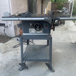 Delta rockwell Table Saw 