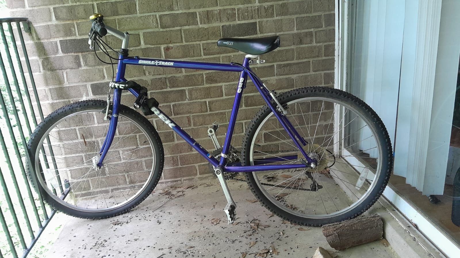 Vintage Trek Single Track