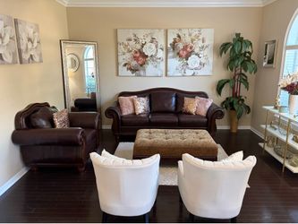 Like New Living Room Set