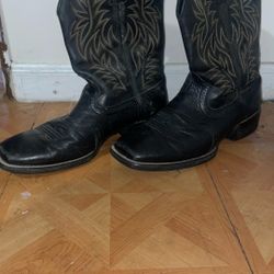 Cowboy Boots 