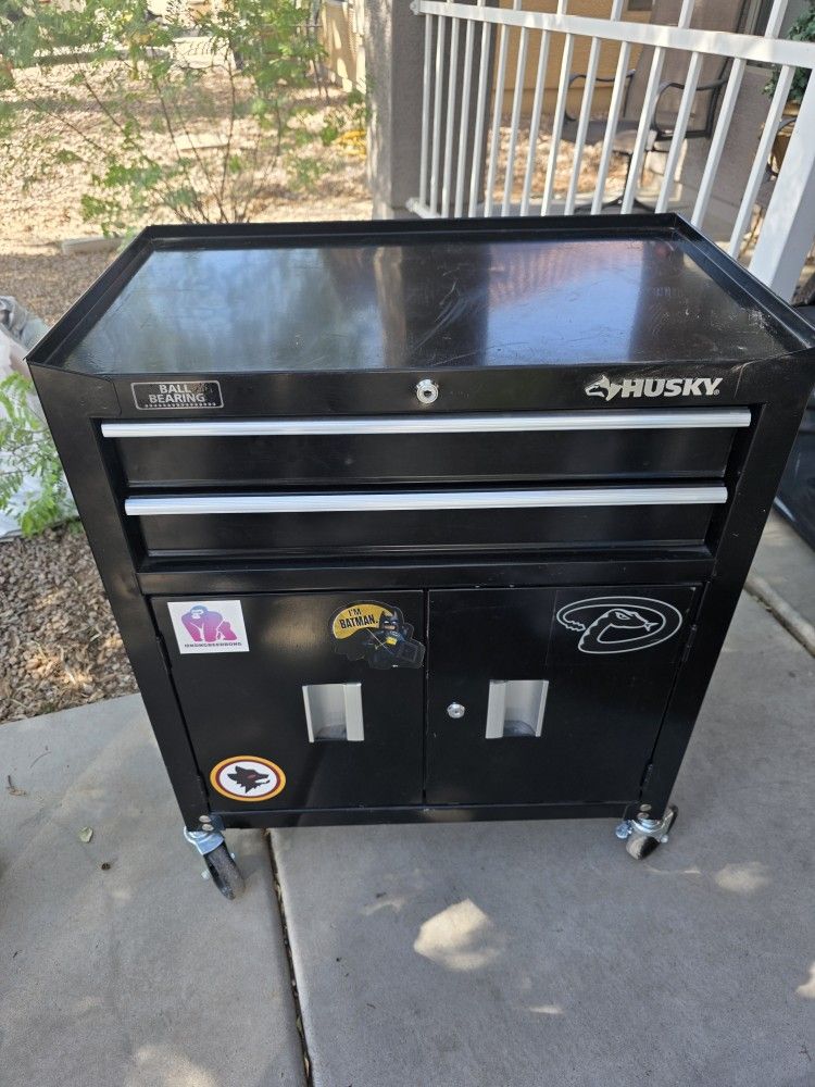 HUSKY TOOL BOX