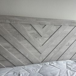Queen Size Bed Frame 