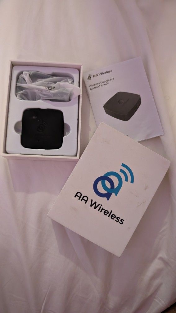 AA Wireless - Wireless Android Auto Dongle - Connects Automatically to Android Auto - Easy Plug
