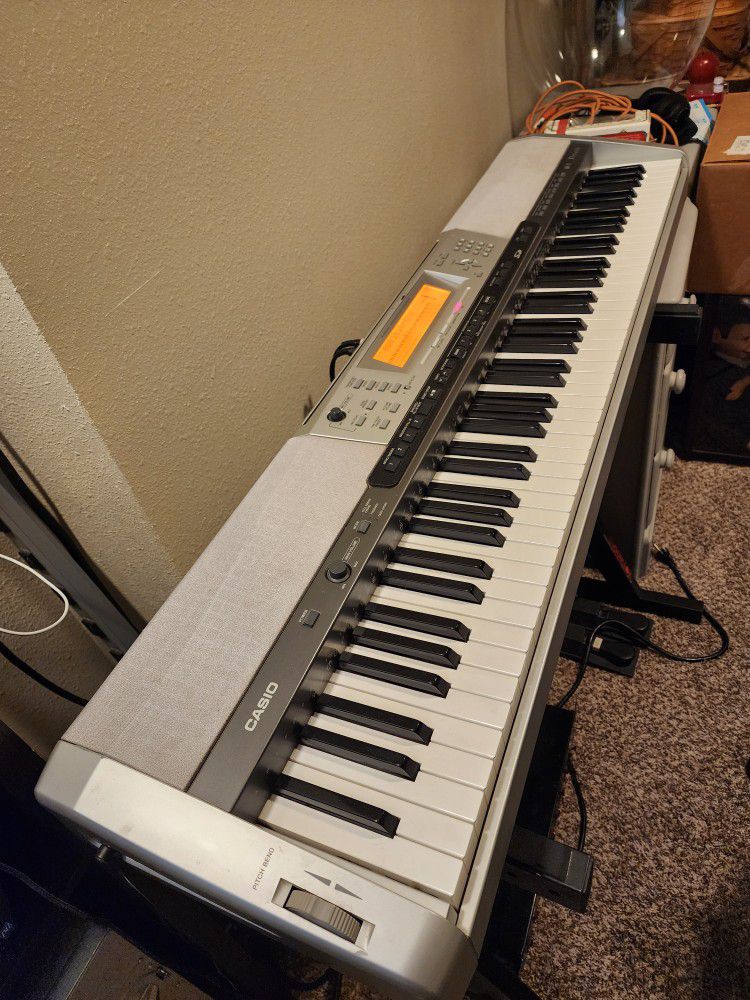 Casio Px-575r Privia 88 Key Weighted Keyboard Piano