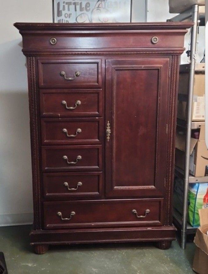 Armoire Dresser