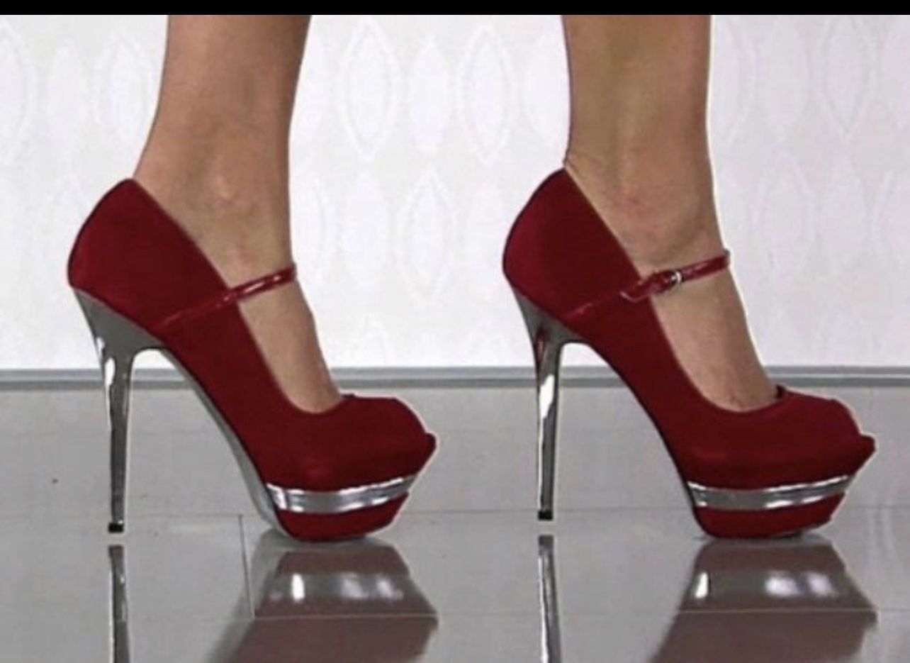 BeBe James NWOT Platform Peep open toes suede red/silver ankle/strap heels Pumps