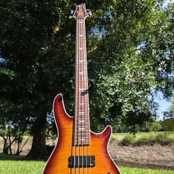 SCHECTER DIAMOND SERIE