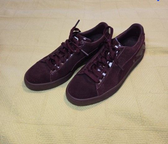 women's Puma Sneakers