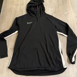 Women’s medium Nike pullover hooded dri fit sweatshirt 