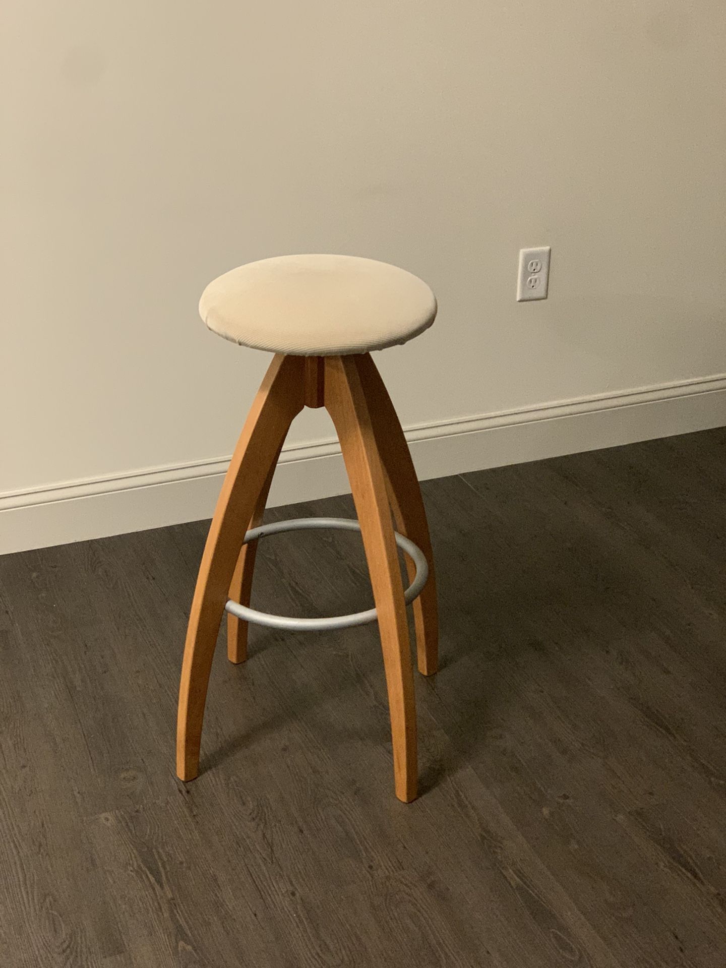 30” vanity stool