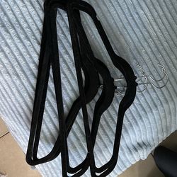 Hangers black velvet 50 pieces for $10!!!