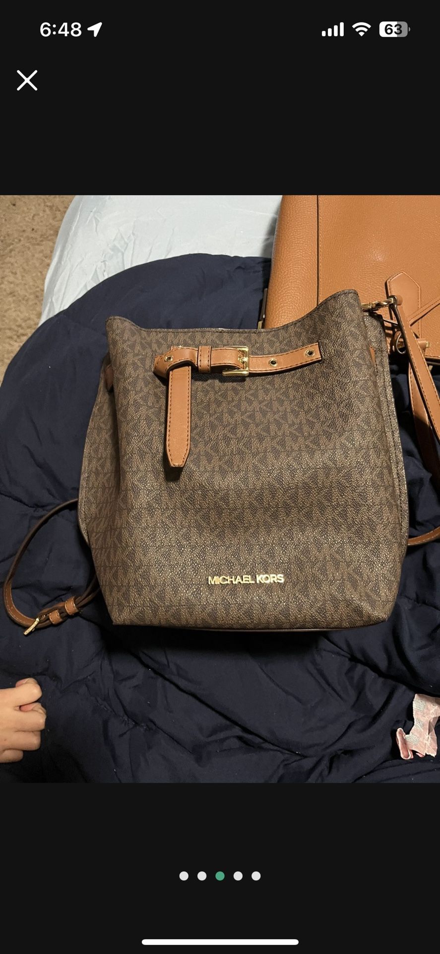 Michael Kors bucket