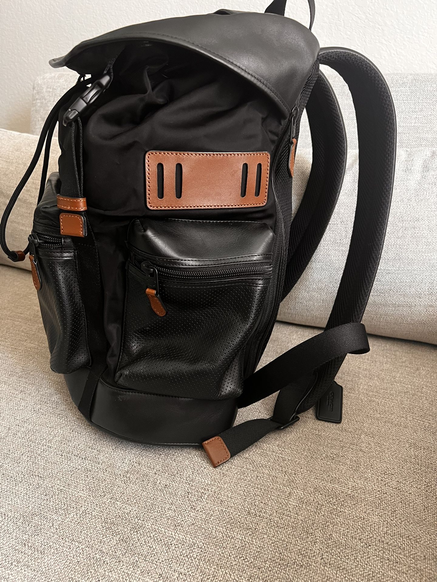 Coach Black Leather & Nylon Backpack – Stylish & Functional