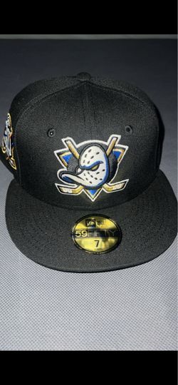 Brand New (7) New Era 59Fifty Ducks exclusive