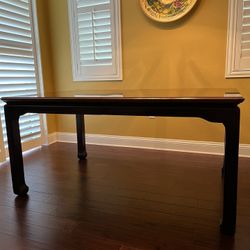 Broyhill “Ming Collection” dinning table.