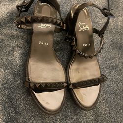 Christian Louboutin Pyraclou