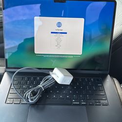 2024 MacBook Air M3 $700