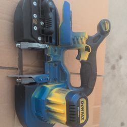 20v DeWalt Semi Compact Portable Bandsaw
