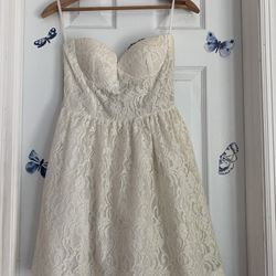 White Dress Size Small 