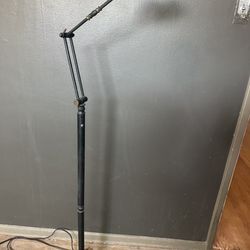 Free Standing Lamp 
